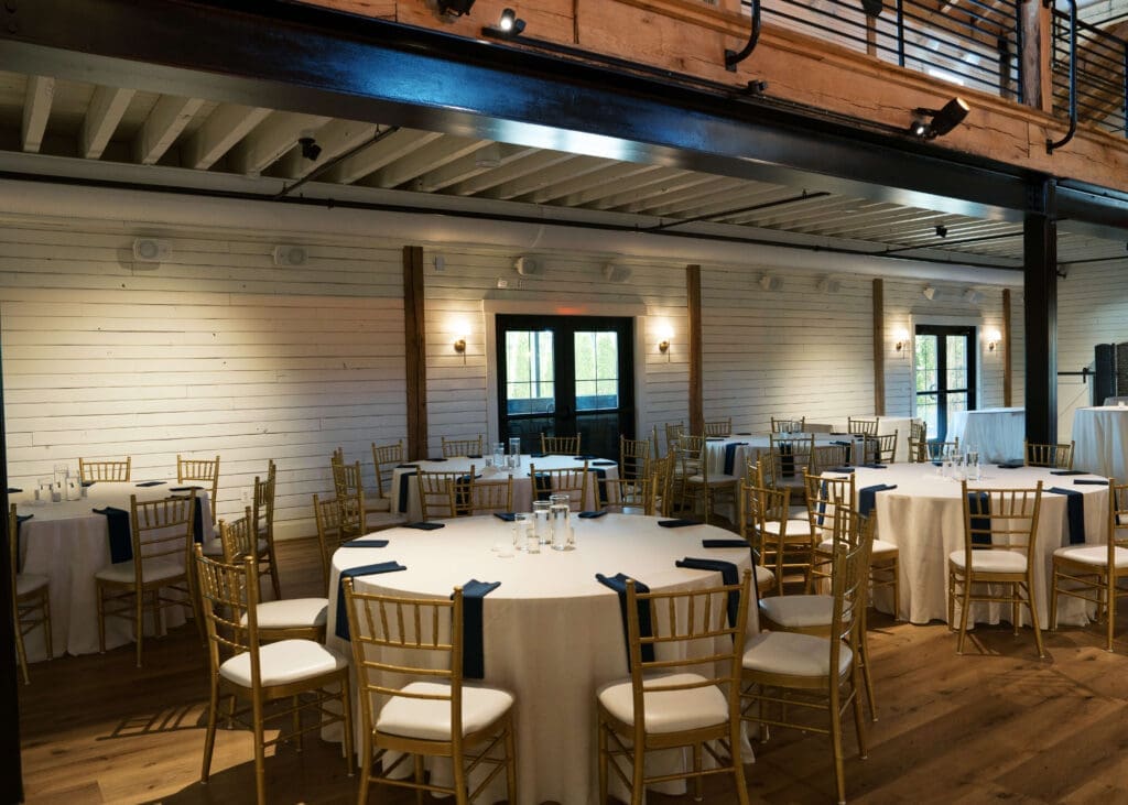 table layout in ballroom at brentsville hall