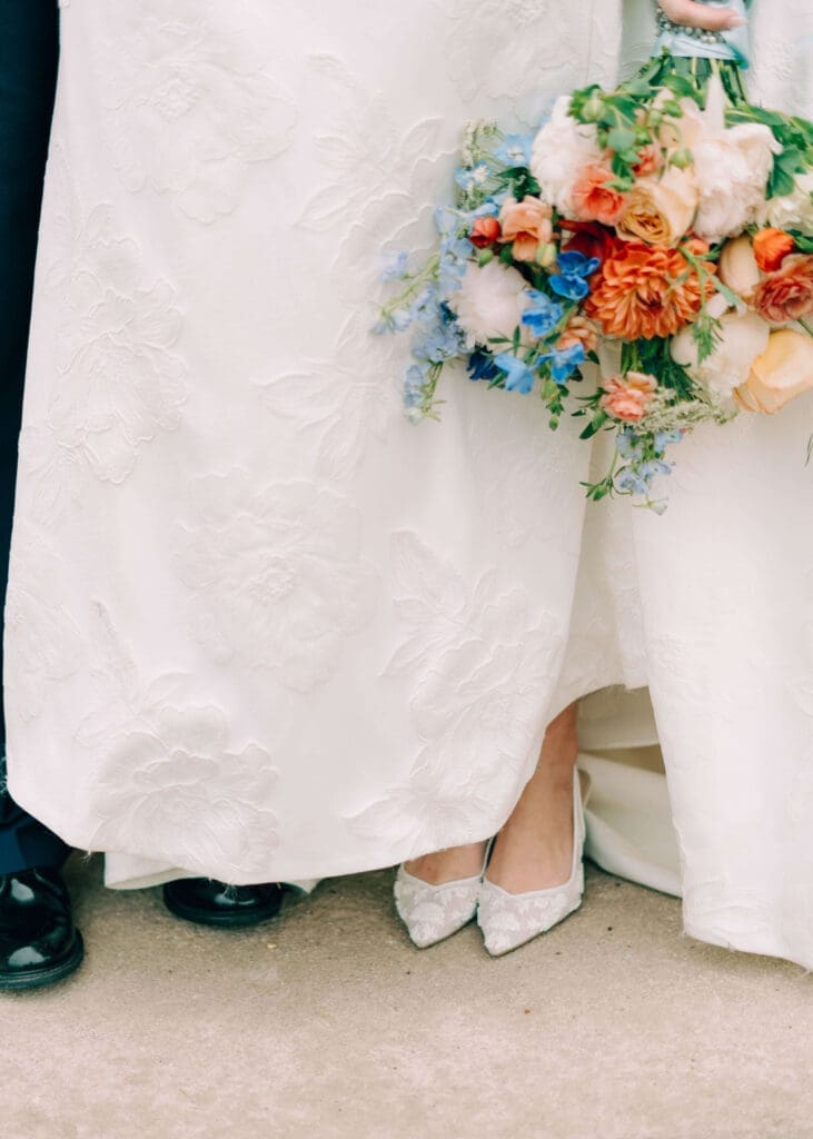 brides shoes and bouquet at Columbus GA wedding venue 